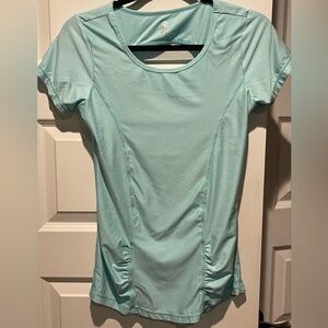 GAIAM Aqua Short Sleeve Women's yoga top